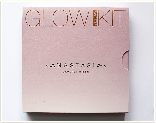 Anastasia Beverly Hills Glow Kit in Sweets ($40 USD)