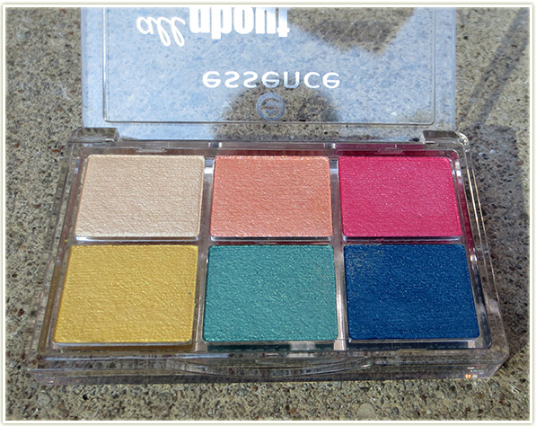 essence – All About Paradise Palette