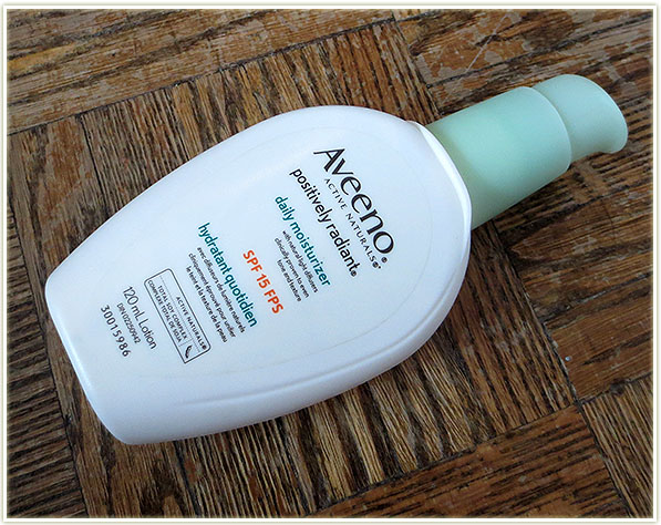 Aveeno Positively Radiant Daily Moisturizer