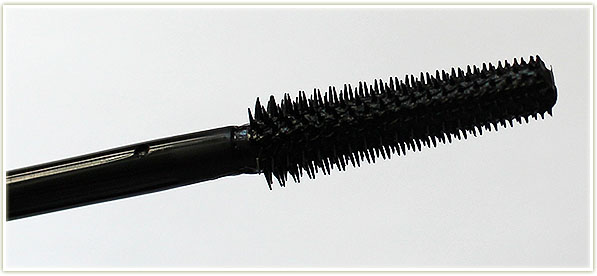 Make Up For Ever Smoky Stretch brush