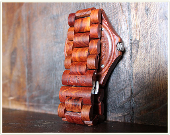 JORD Wood Watch in Sully (Red Sandalwood)