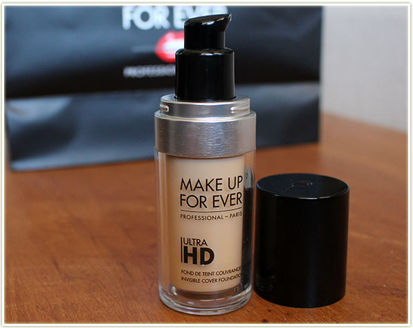 Make Up For Ever UltraHD Invisible Cover Foundation