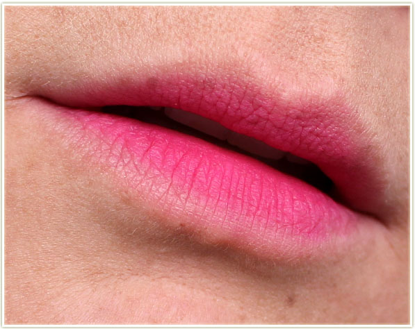 Maybelline Color Blur Fast & Fuchsia - Smudged Application