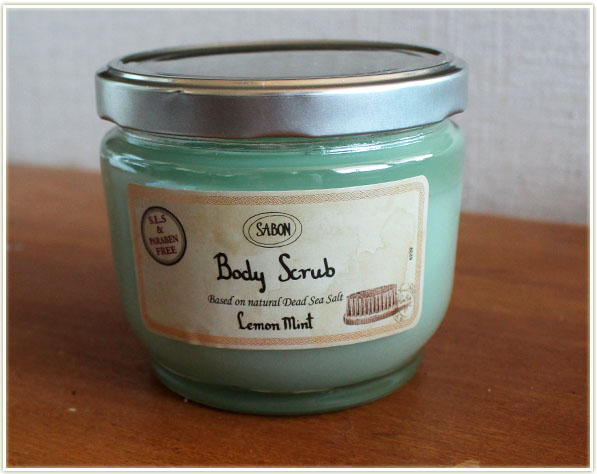 Sabon Body Scrub in Lemon Mint ($33 USD)