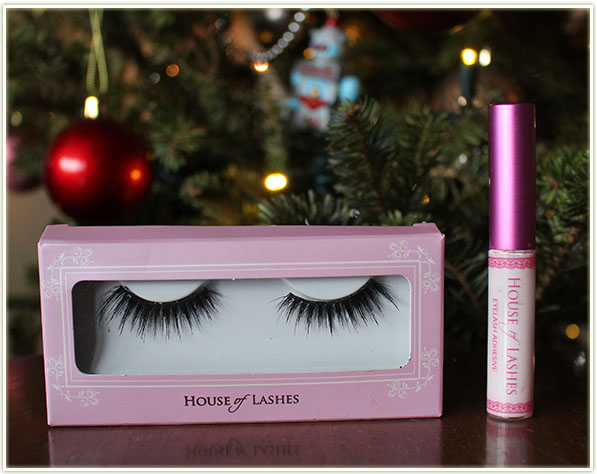 House of Lashes falsies in Noir Fairy and their lash glue