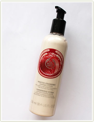 The Body Shop Frosted Cranberry Shimmer Lotion (free - gift)