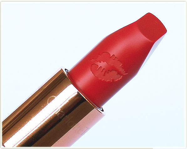 Charlotte Tilbury Hot Lips in Miranda May