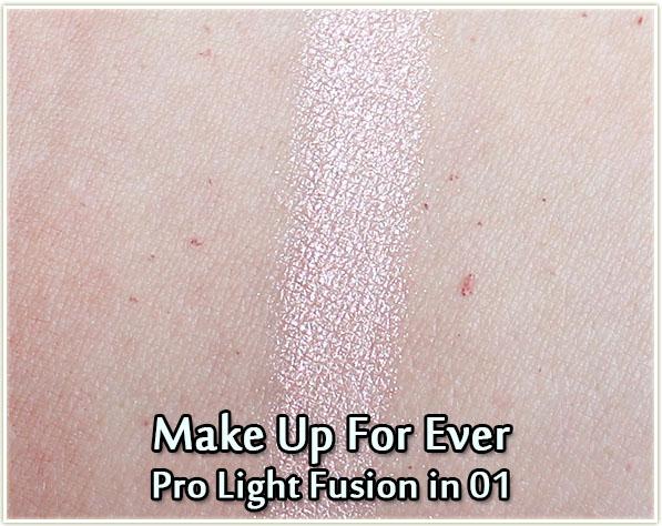 MAKE UP FOR EVER Pro Light Fusion in 01 - swatch
