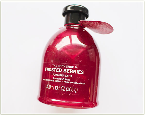 The Body Shop Frosted Berries Foaming Bath (free)