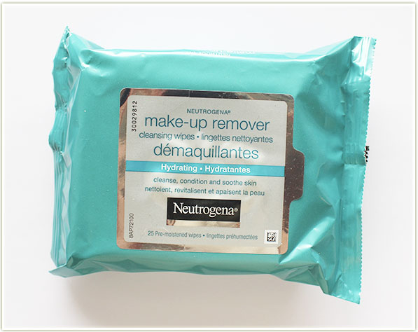 Neutrogena Hydrating Wipes ($8.99 CAD)