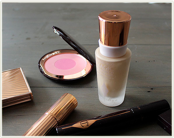 Charlotte Tilbury Wonder Foundation in the shade 4.5