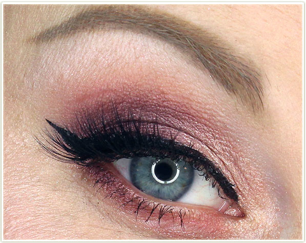 Too Faced Best Year Ever - I Believe In Pink eye look