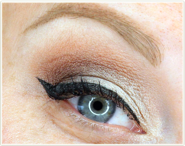 Too Faced Best Year Ever - Natural Beauty eye look