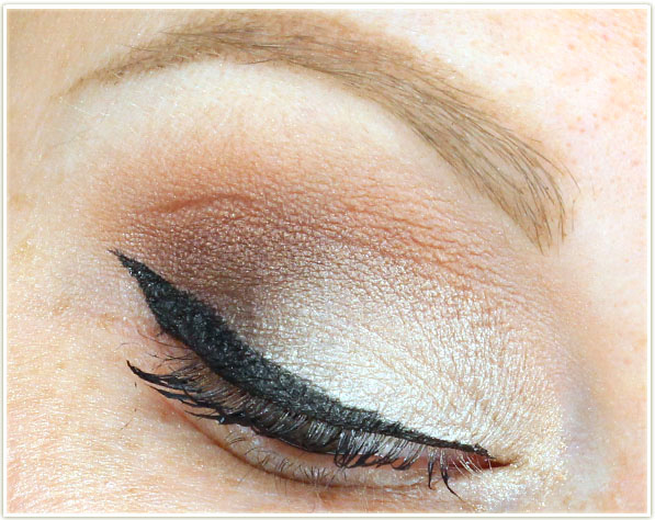 Too Faced Best Year Ever - Natural Beauty eye look