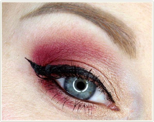 Wet n Wild - Rosé in the Air - eye look