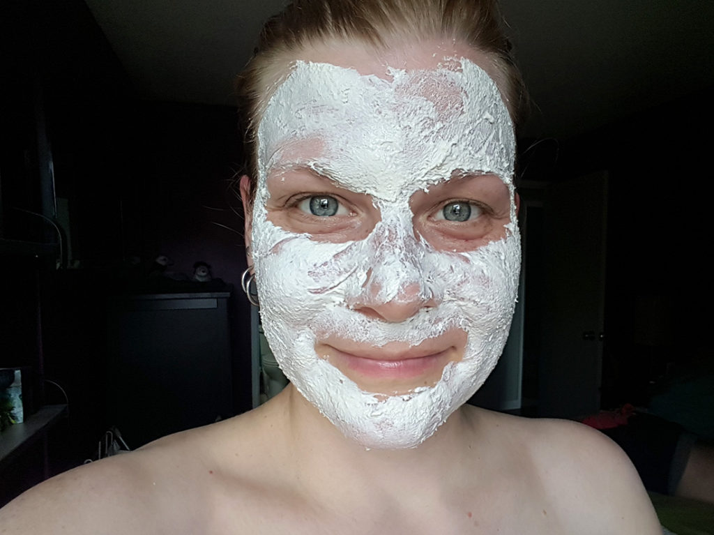 Wearing the Chinese Ginseng & Rice Clarifying Polishing Mask 