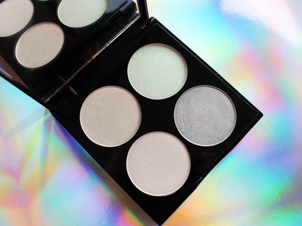 Revlon Galaxy Dream Holographic Highlighting Palette