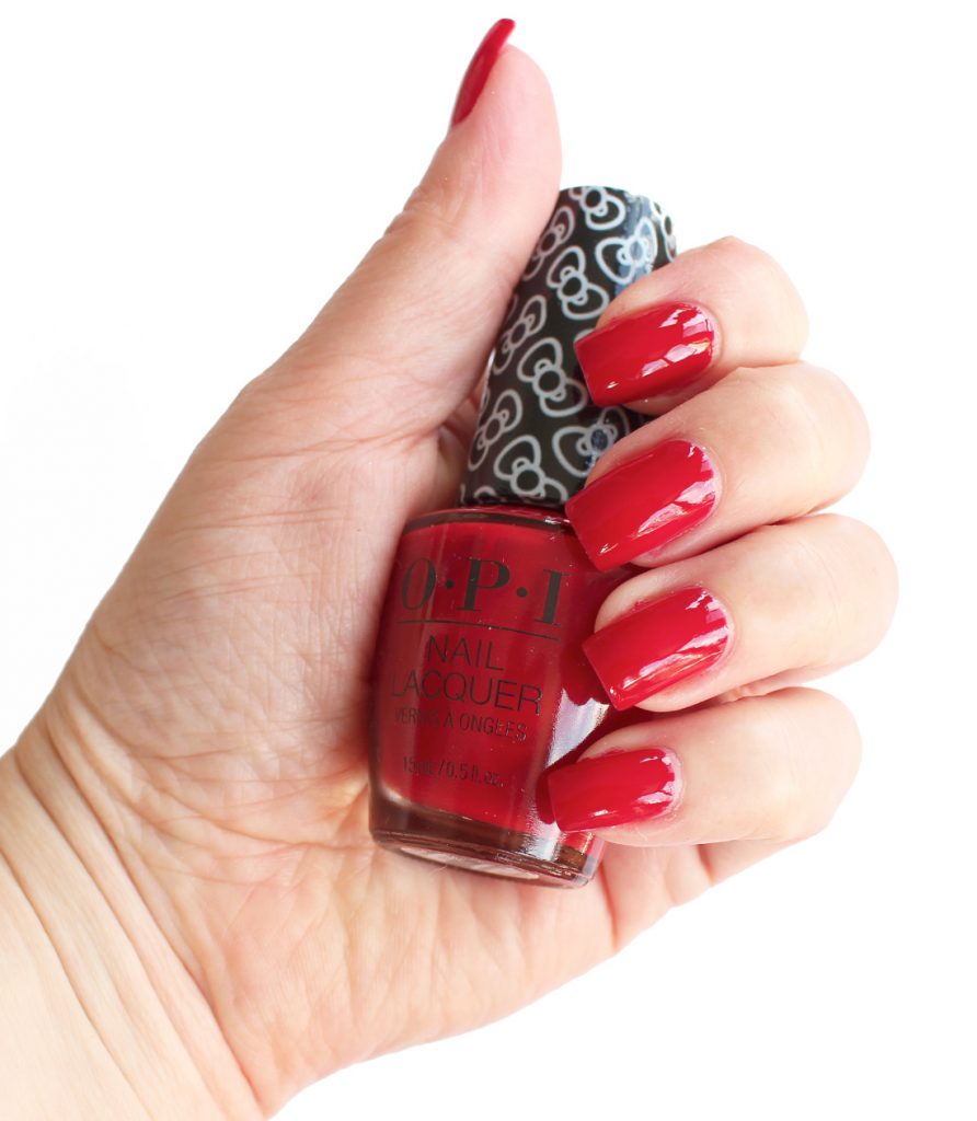 OPI - A Kiss on the Chic